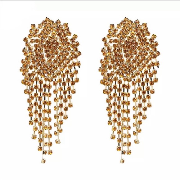 NWOT EARRINGS - Picture 3 of 3